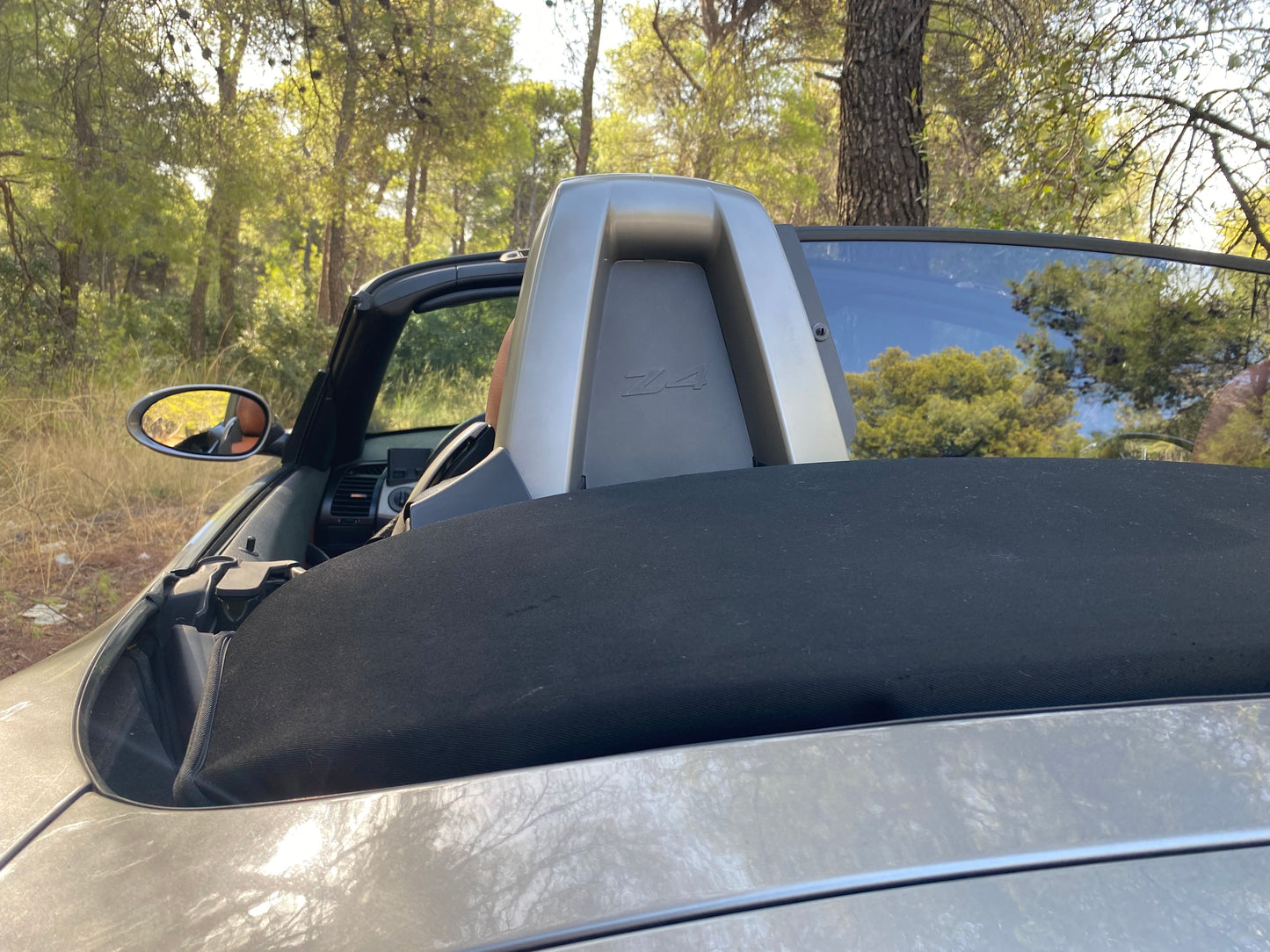 Left/Right wind deflectors for BMW Z4 E85. Solid.